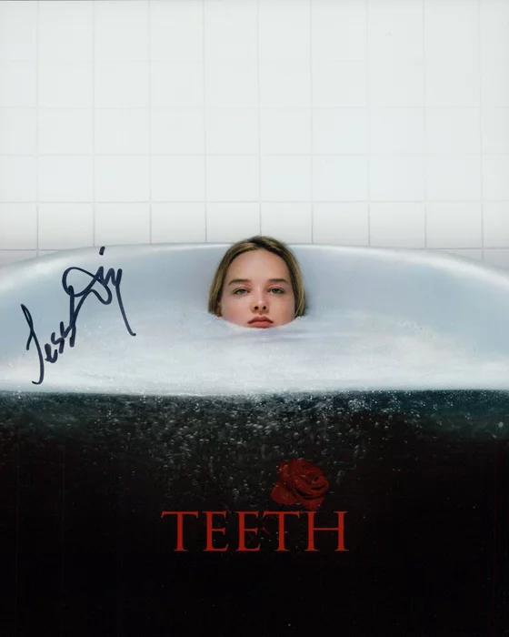 Jess Weixler autograph