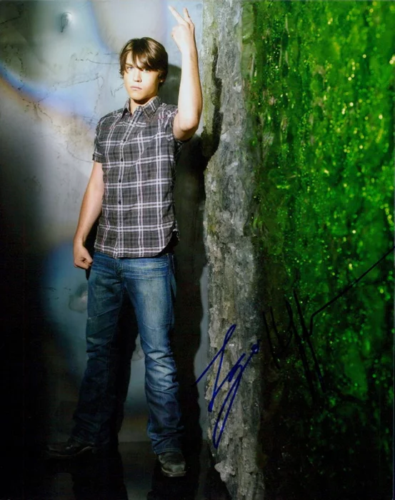 Logan Huffman autograph