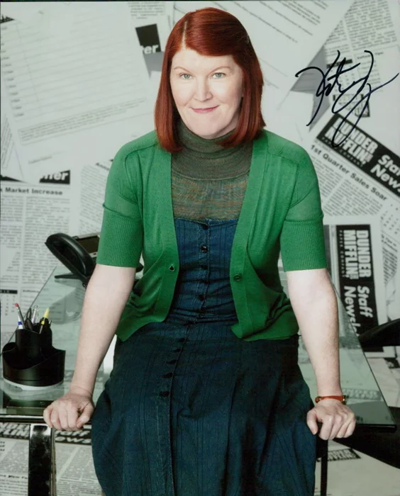 Kate Flannery autograph