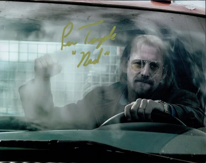 Lew Temple autograph
