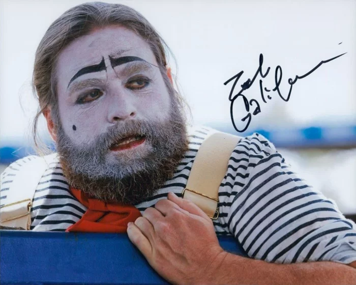 Zach Galifianakis autograph