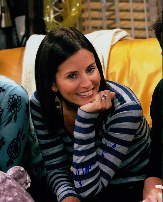 Courteney Cox autograph