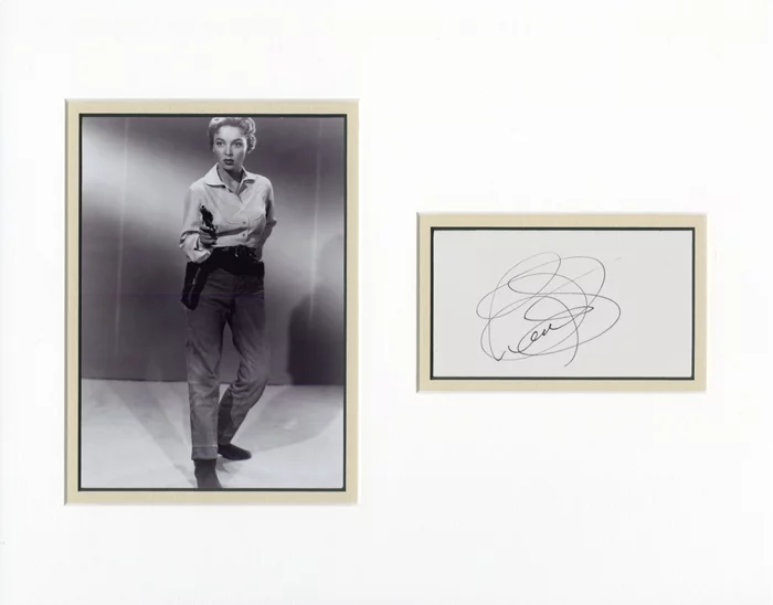 Beverly Garland autograph