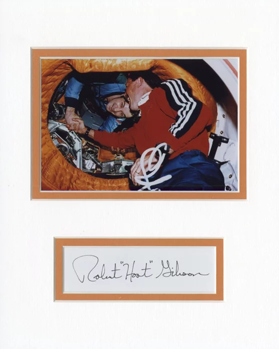 Robert Gibson autograph