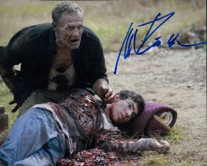 Michael Rooker autograph