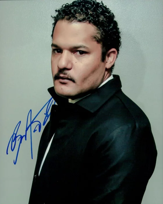 Brandon J Dirden autograph