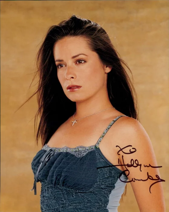 Holly Marie Combs autograph