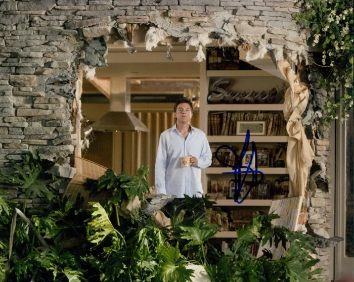 Jason Bateman autograph