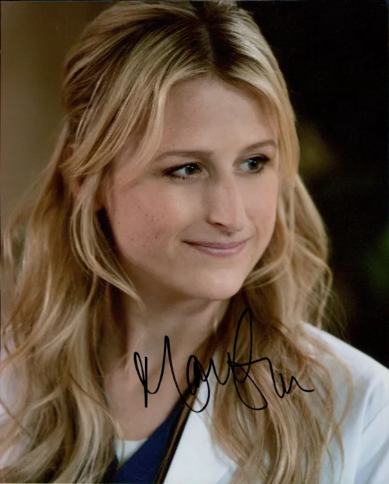 Mamie Gummer autograph