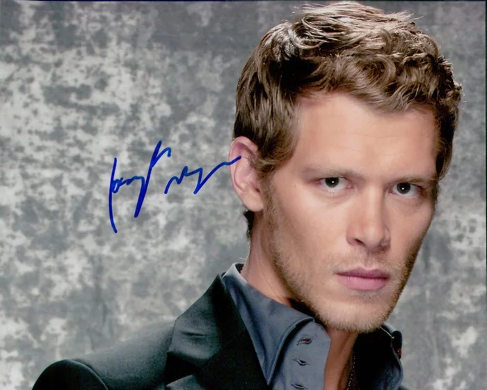 Joseph  Morgan autograph