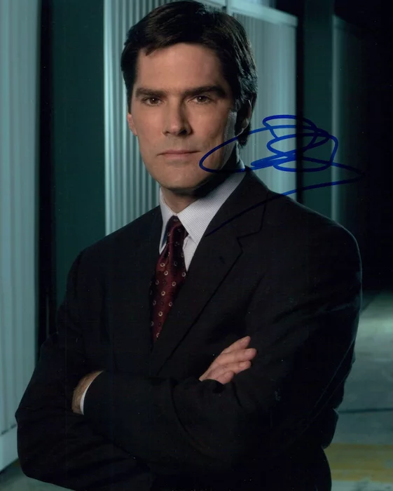 Thomas Gibson autograph