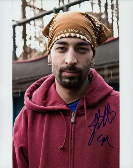 Josh  Harris autograph