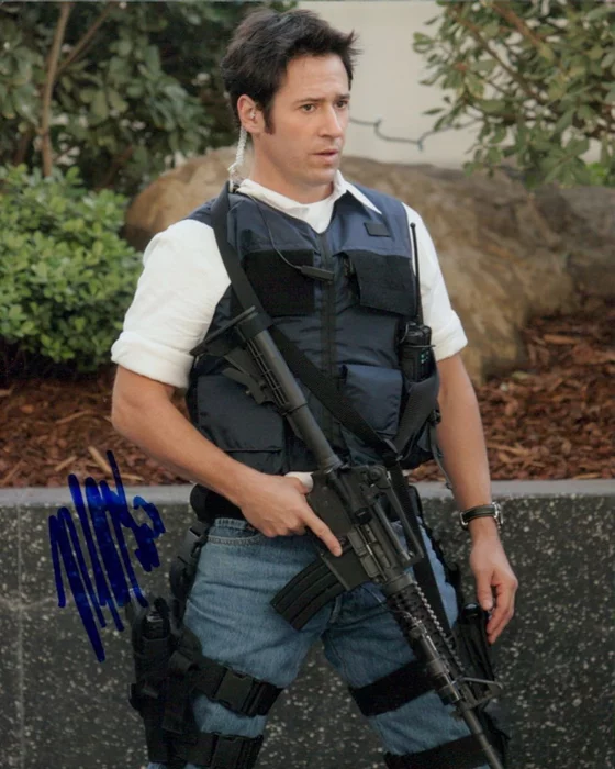 Rob Morrow autograph
