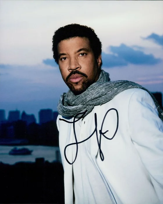 Lionel Richie autograph
