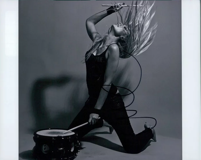 CariDee English autograph