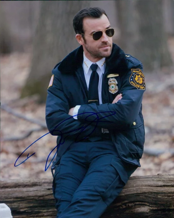 Justin Theroux autograph