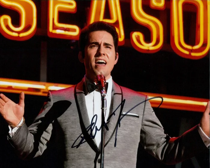 John Lloyd Young autograph