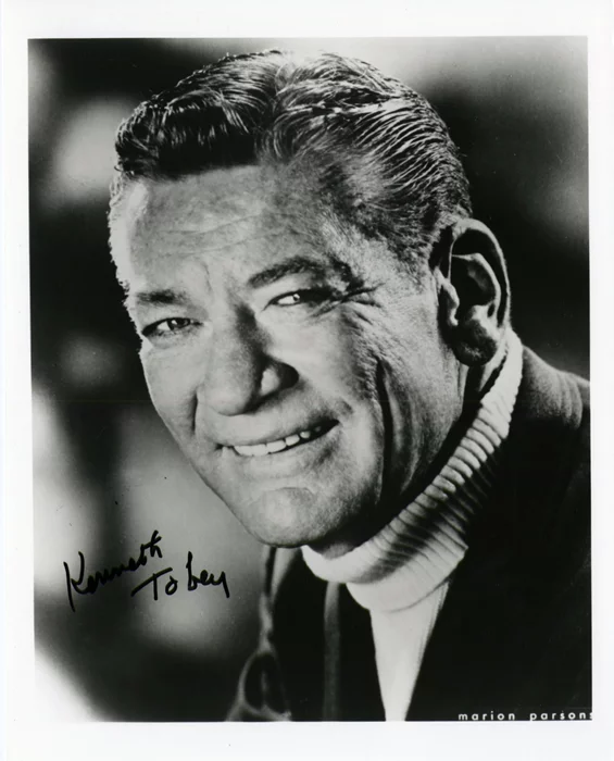 Kenneth Tobey autograph