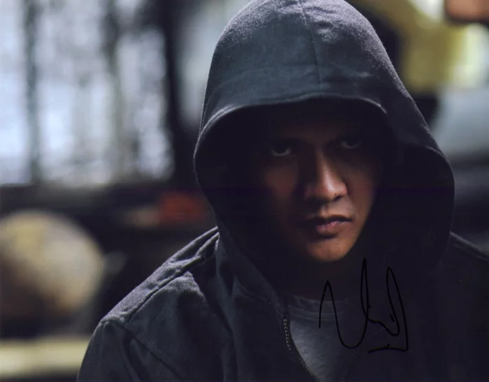 Iko Uwais autograph