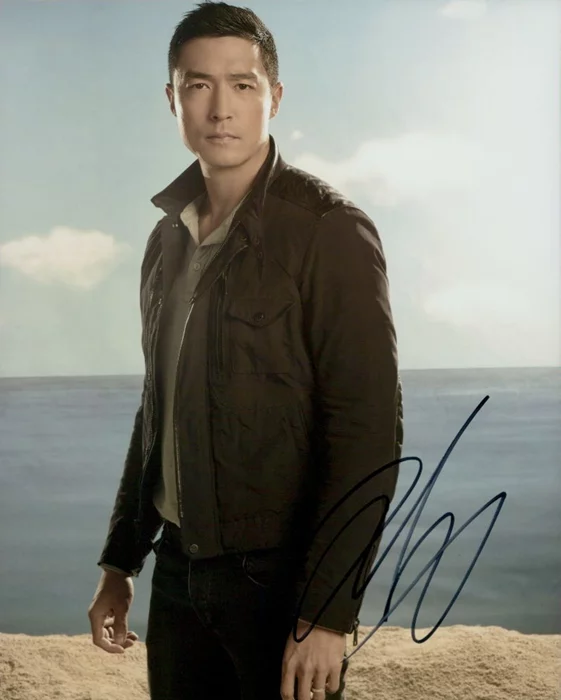 Daniel Henney autograph