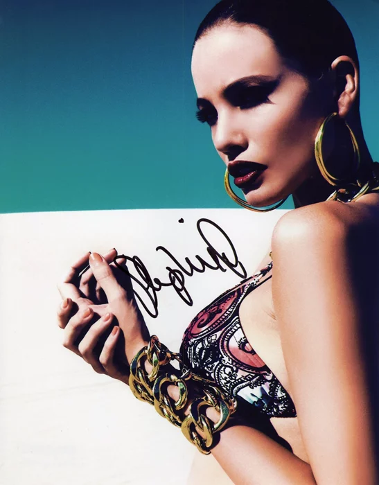 Stephanie Corneliussen autograph
