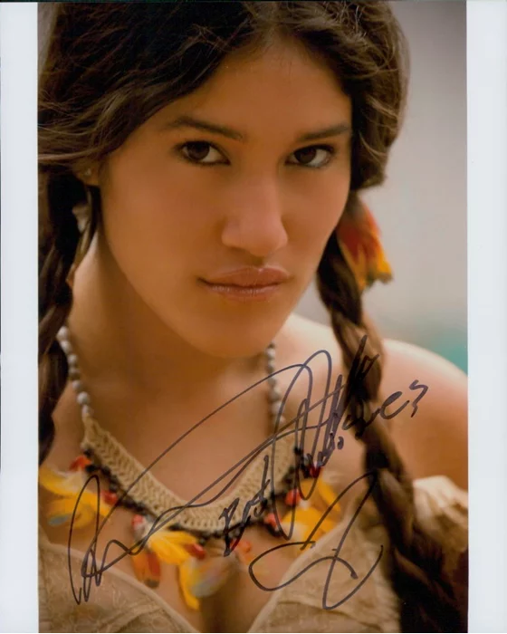 Q'Orianka Kilcher autograph