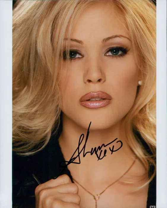 Shanna Moakler autograph