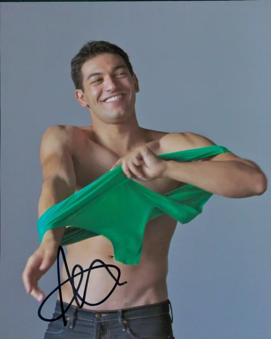 Alexander Wraith autograph