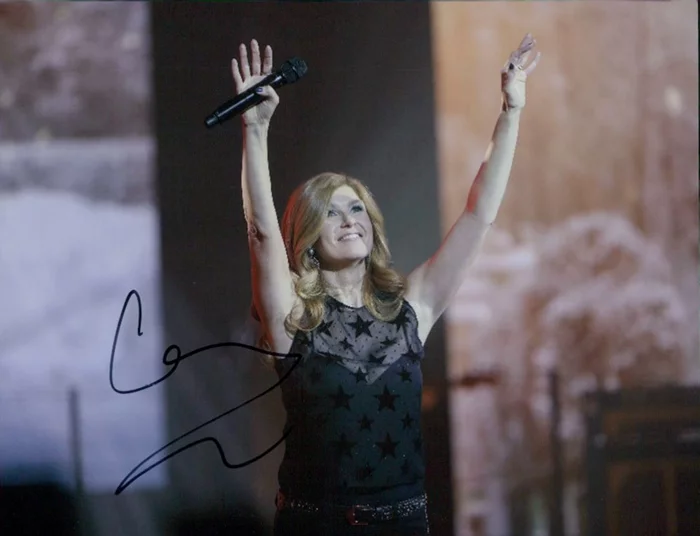 Connie Britton autograph
