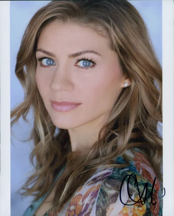 Carolyne Maraghi autograph
