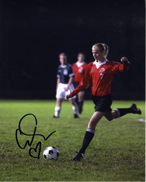 Carly Schroeder autograph
