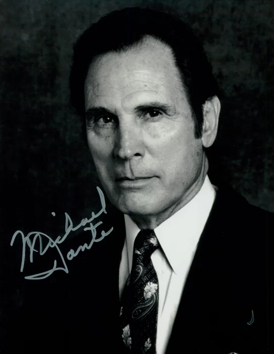 Michael Dante autograph