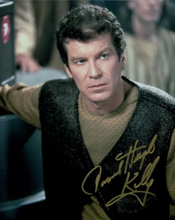 Daniel Hugh Kelly autograph
