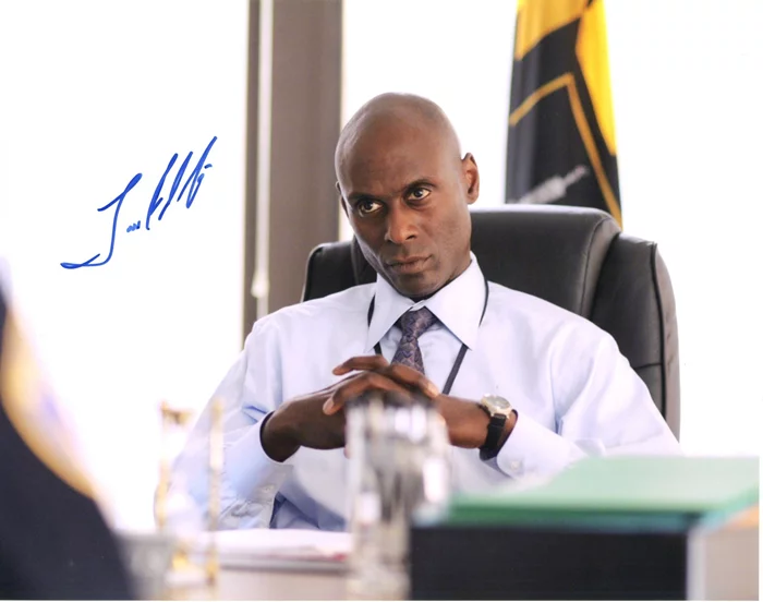 Lance Reddick autograph