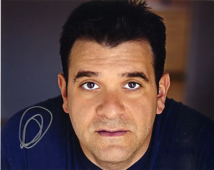 Gino Cafarelli autograph