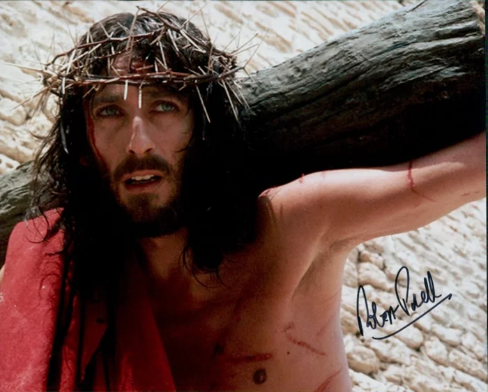 Robert Powell autograph