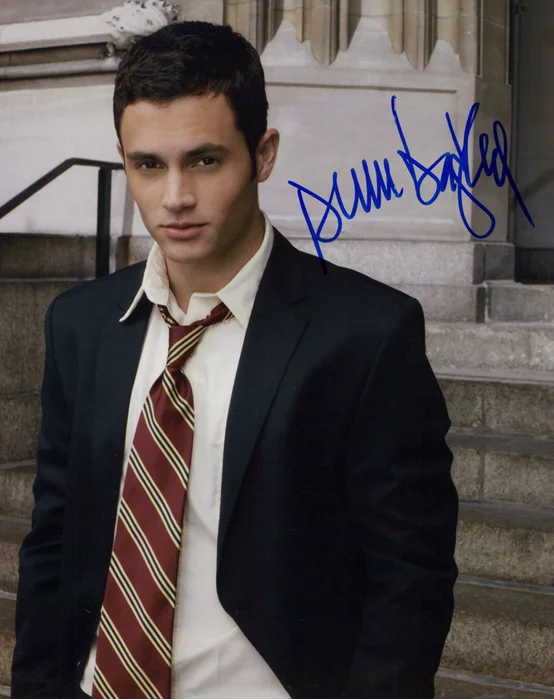 Penn Badgley autograph