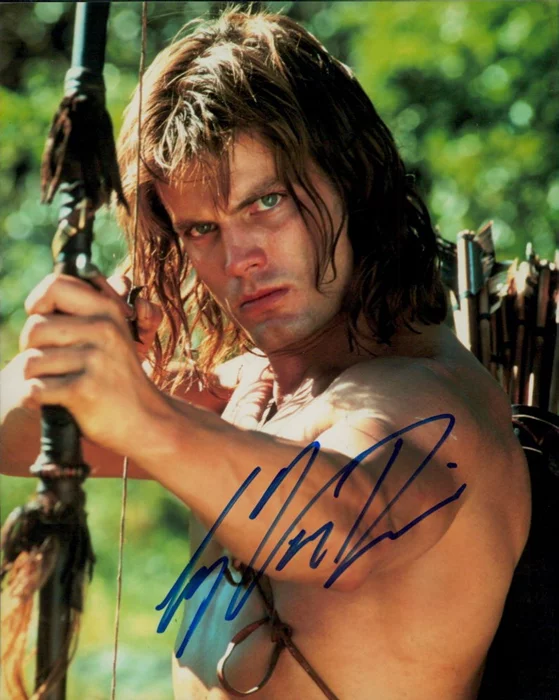 Casper Van Dien autograph