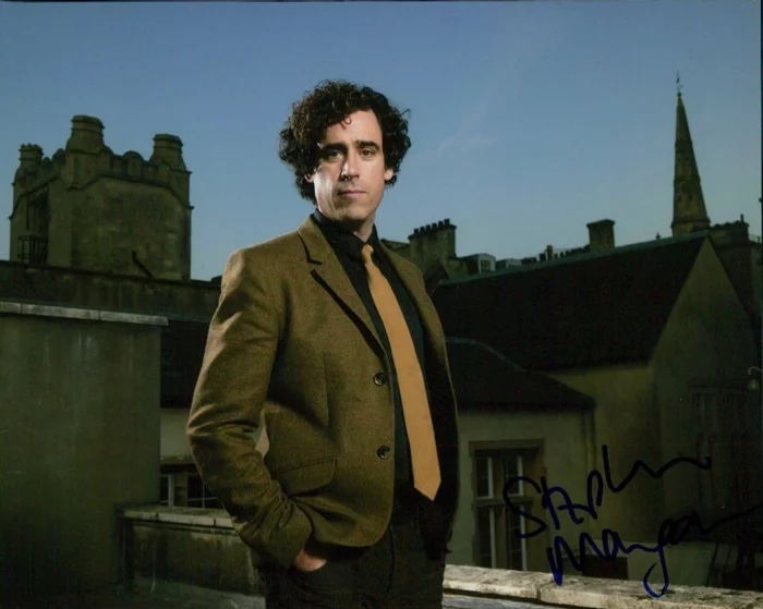 Stephen Mangan autograph