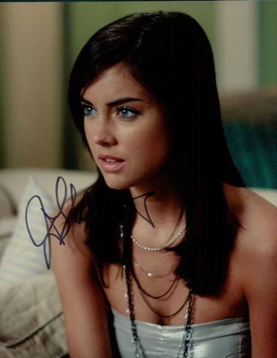 Jessica Stroup autograph
