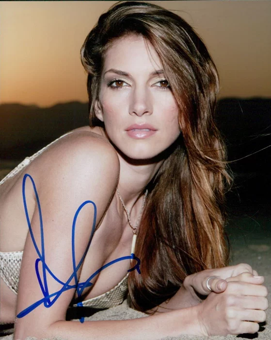 Dawn Olivieri autograph