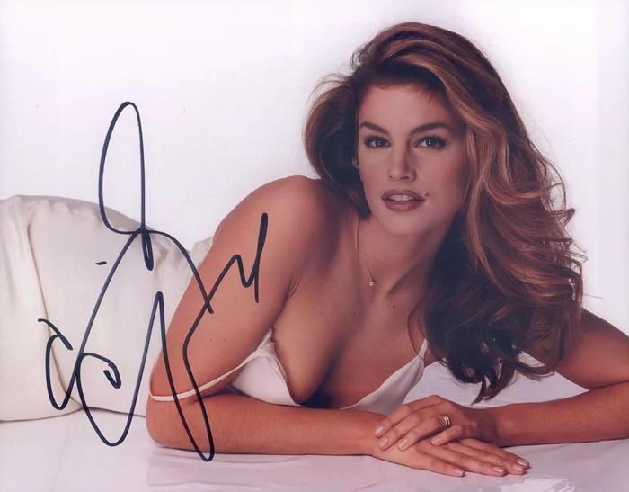 Cindy Crawford autograph