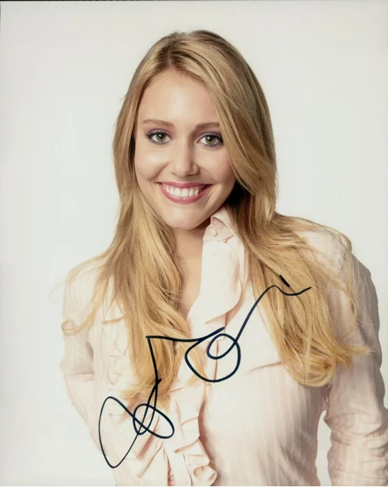 Julianna Guill autograph