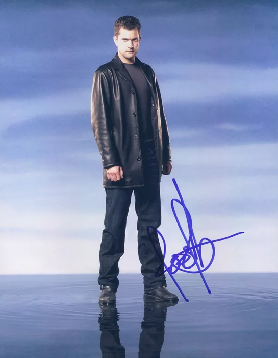 Joshua Jackson autograph