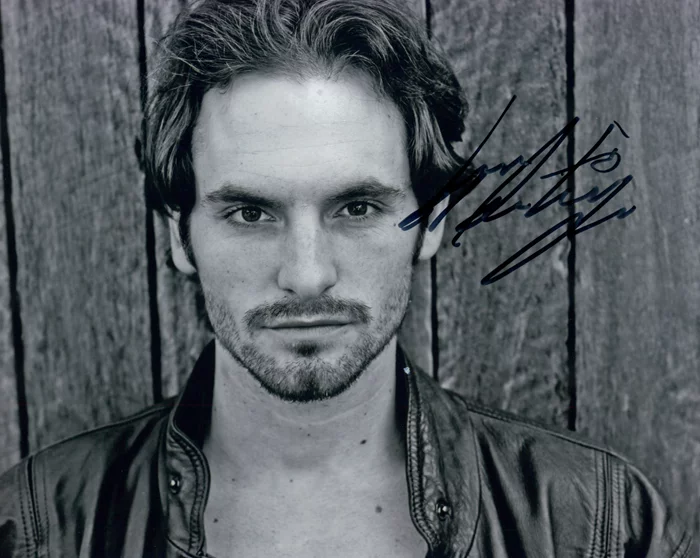 Kipan Rothbury autograph
