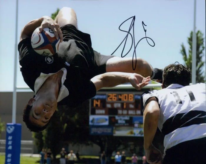 Sean Faris autograph