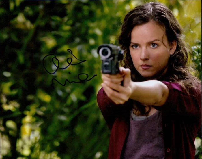 Allison Miller autograph