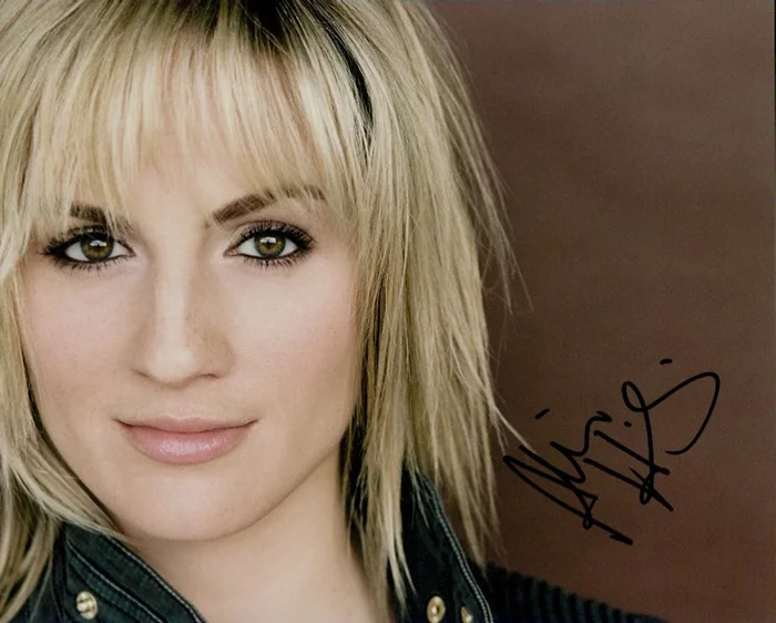 Alison Haislip autograph