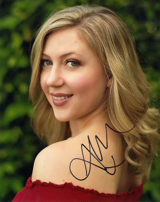 Aubrey Michelle autograph