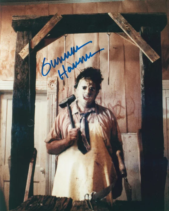 Gunnar Hansen autograph